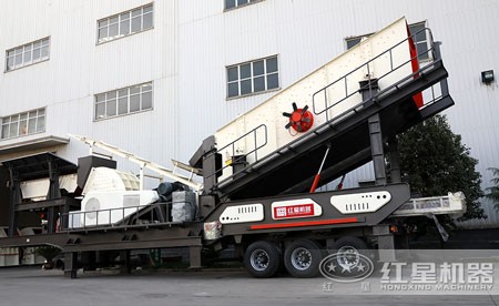 車載流動(dòng)錘式破碎機(jī)多少錢？產(chǎn)量多高？