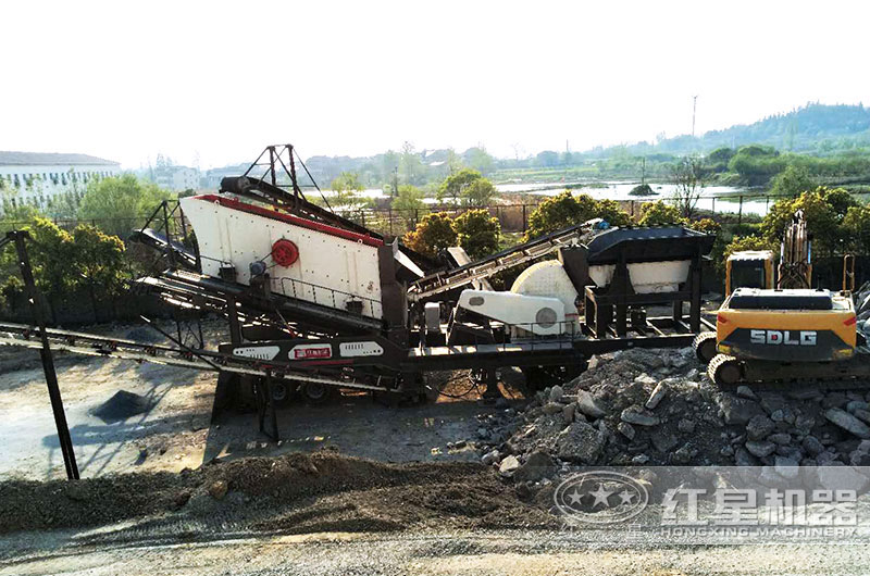 重錘式破碎機現場 重錘式破碎機現場