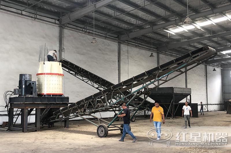 復合式粉碎機現場